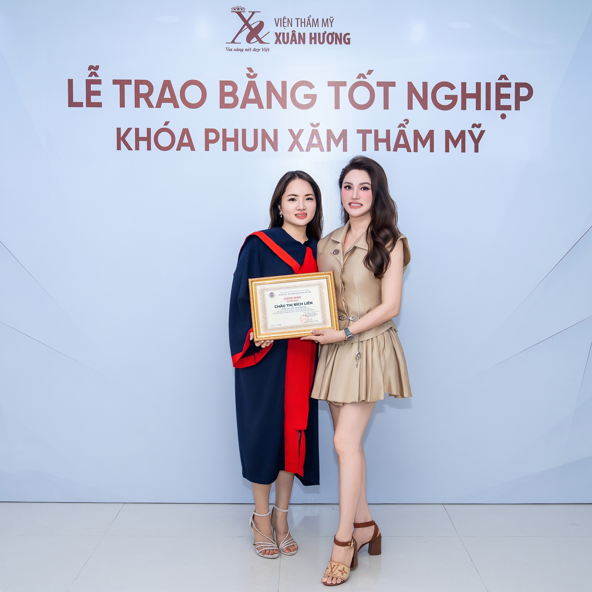 Lễ Tốt Nghiệp Khóa Học Phun Xăm Thẩm Mỹ