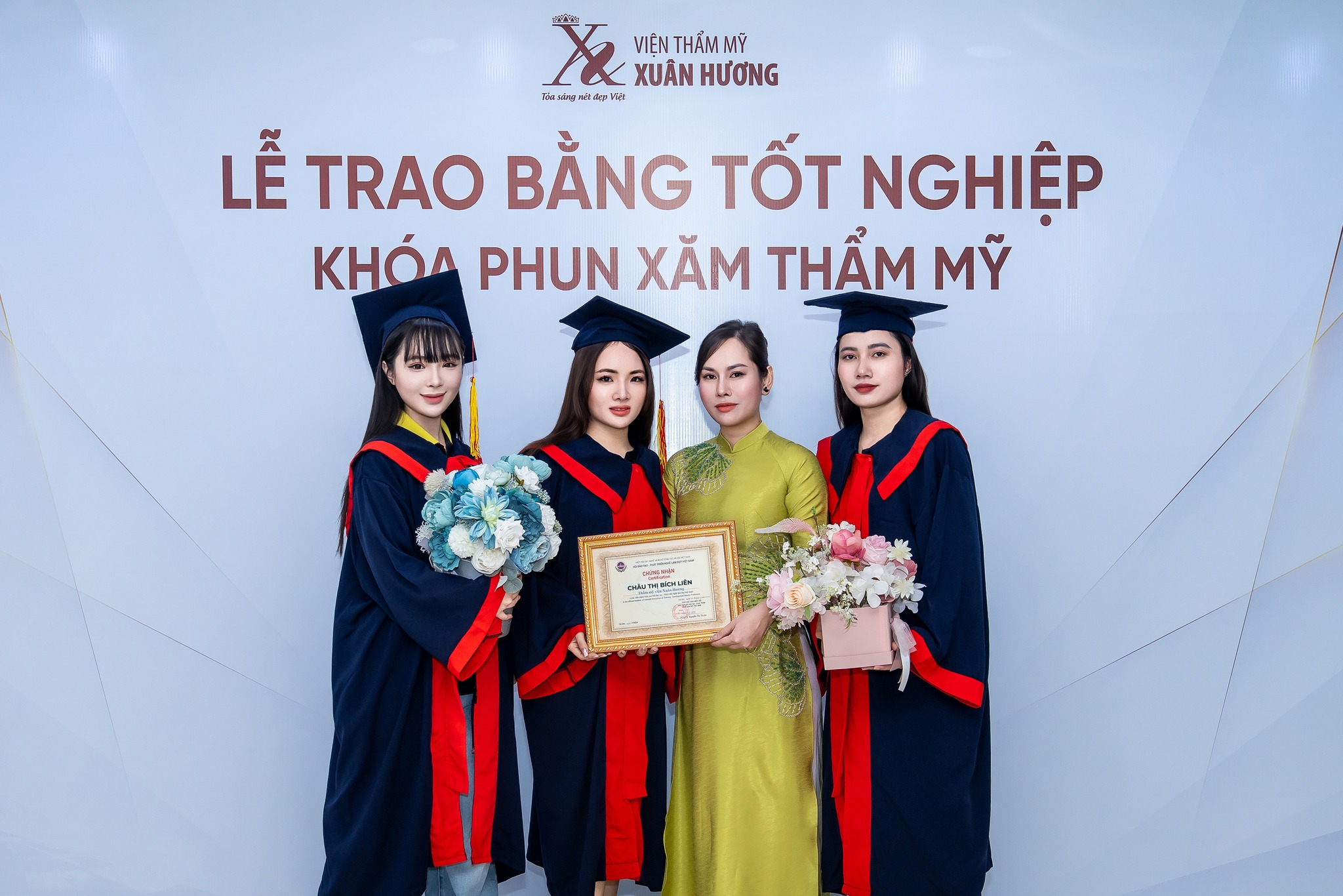 Lễ Tốt Nghiệp Khóa Học Phun Xăm Thẩm Mỹ