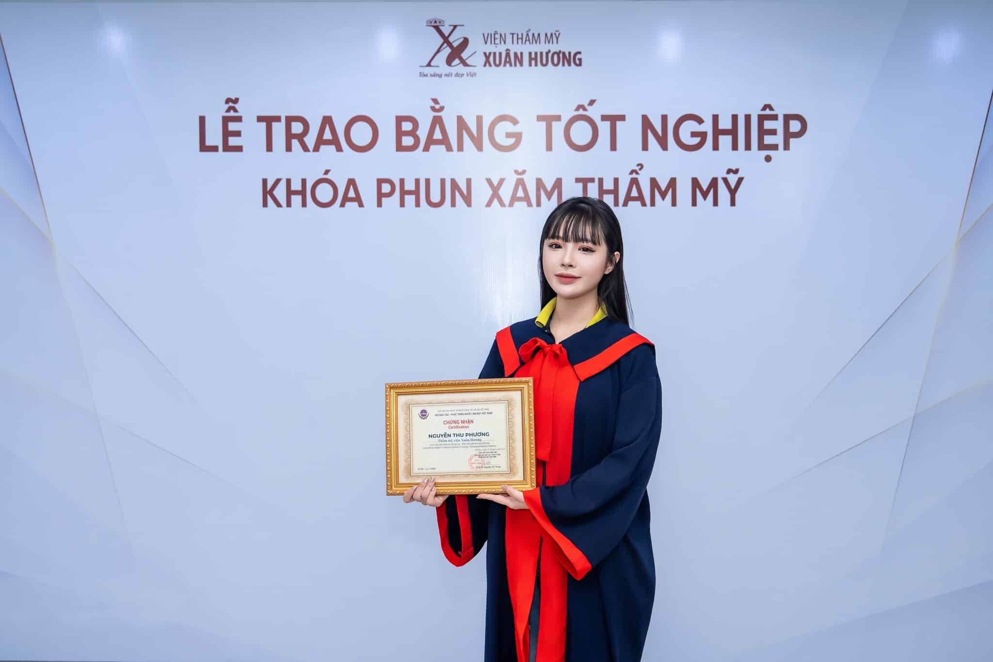 Lễ Tốt Nghiệp Khóa Học Phun Xăm Thẩm Mỹ