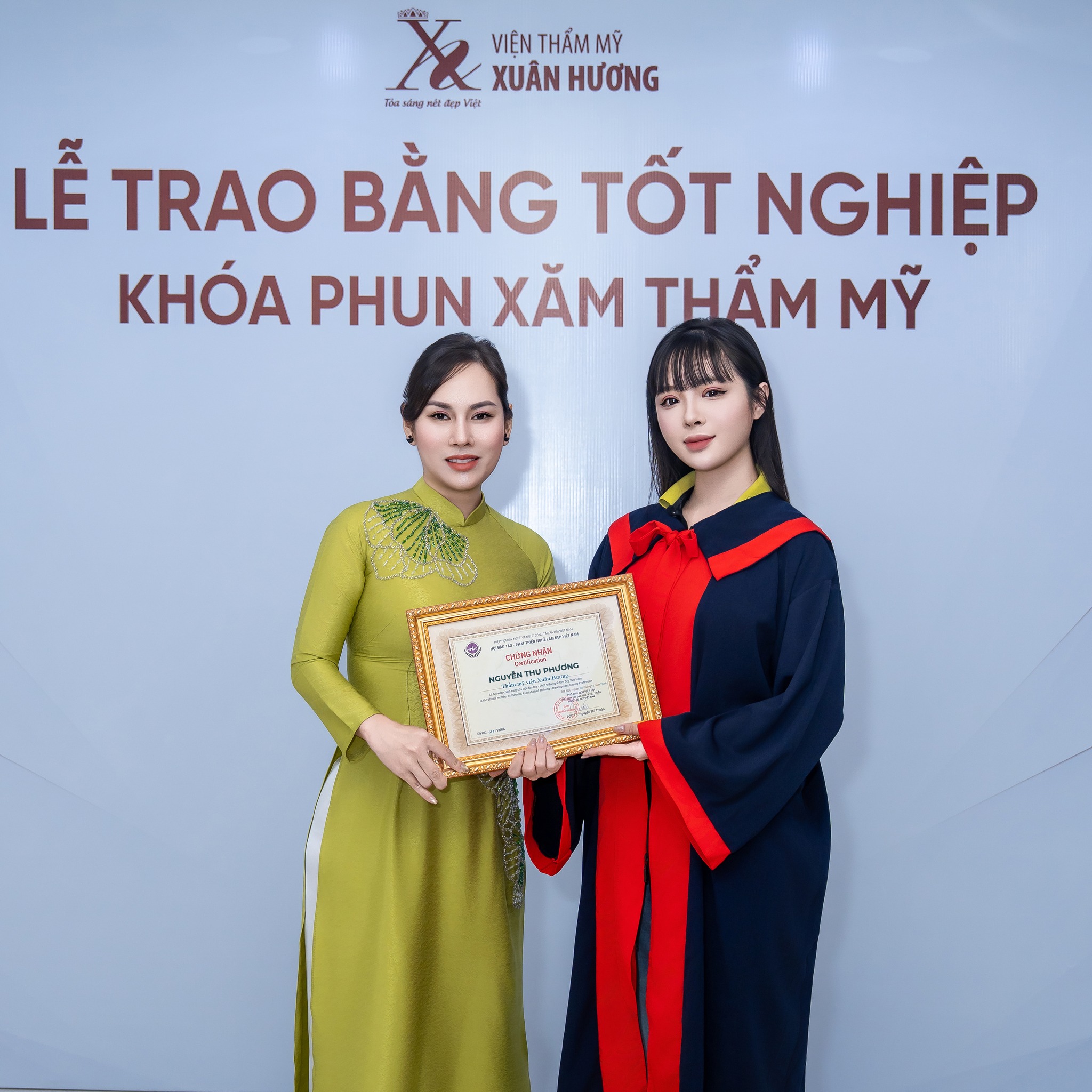 Lễ Tốt Nghiệp Khóa Học Phun Xăm Thẩm Mỹ