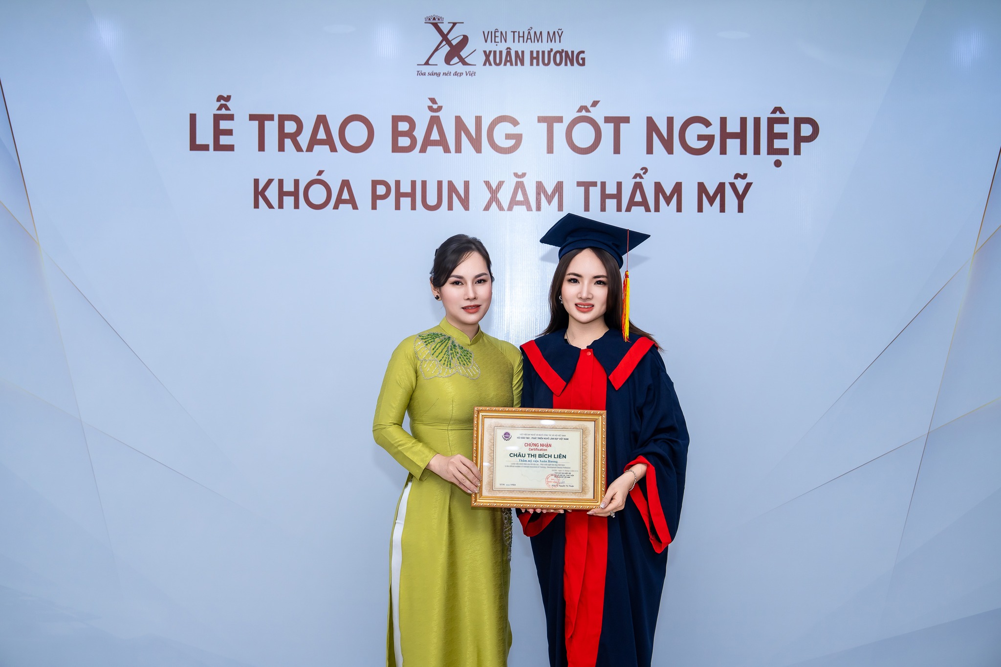 Lễ Tốt Nghiệp Khóa Học Phun Xăm Thẩm Mỹ