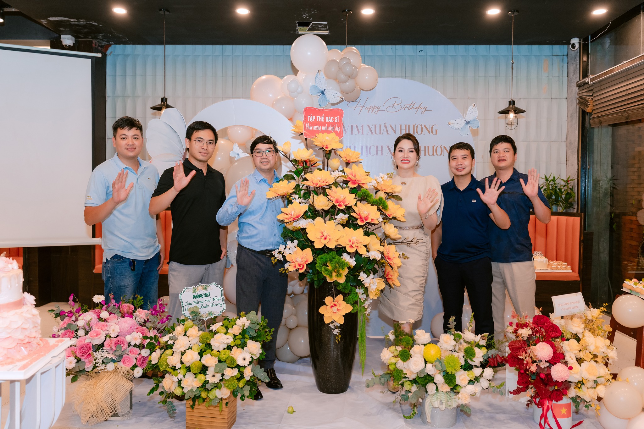 sinh nhật công ty và chủ tịch Xuân Hương tháng 09