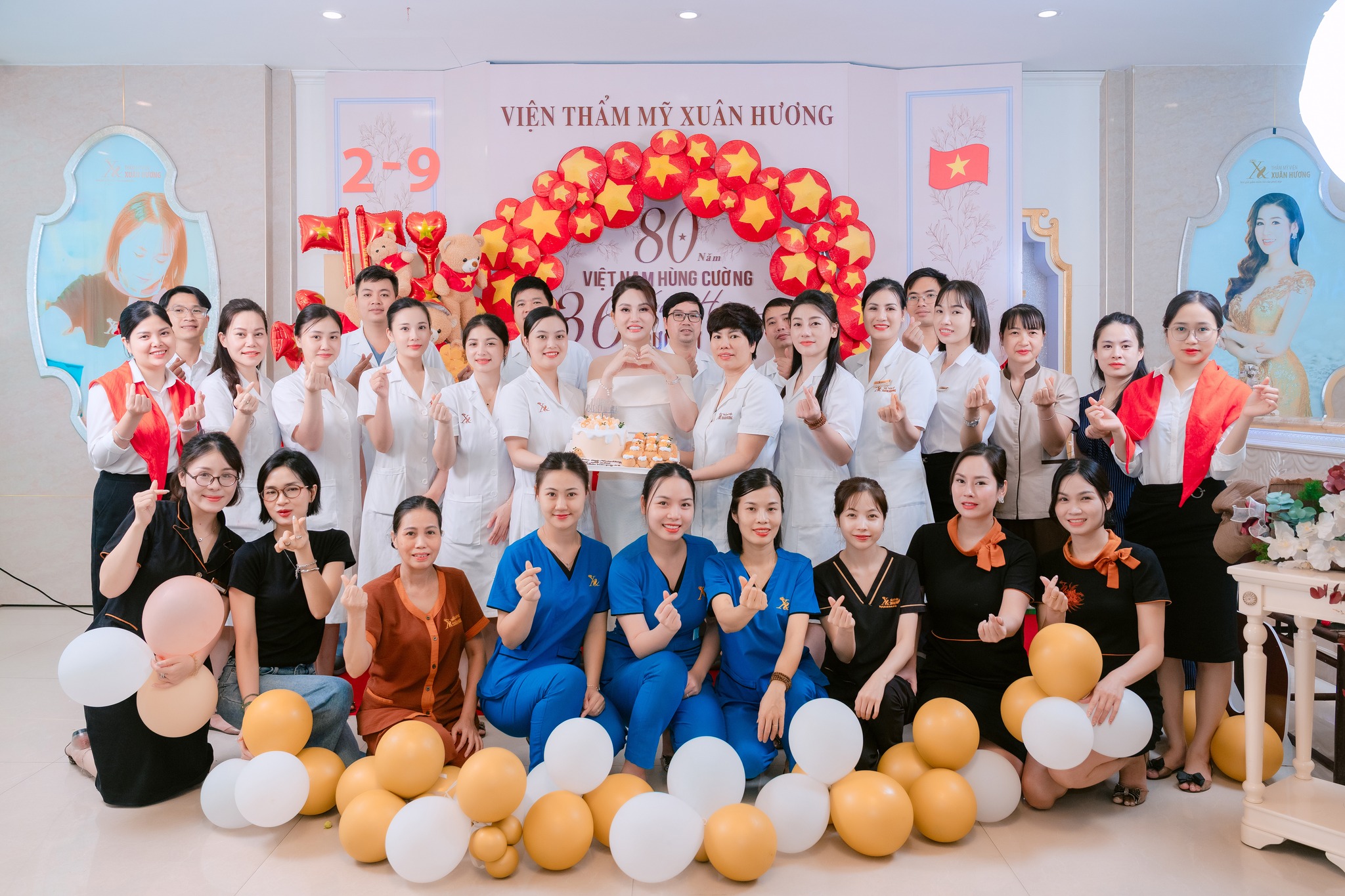 sinh nhật công ty và chủ tịch Xuân Hương tháng 09