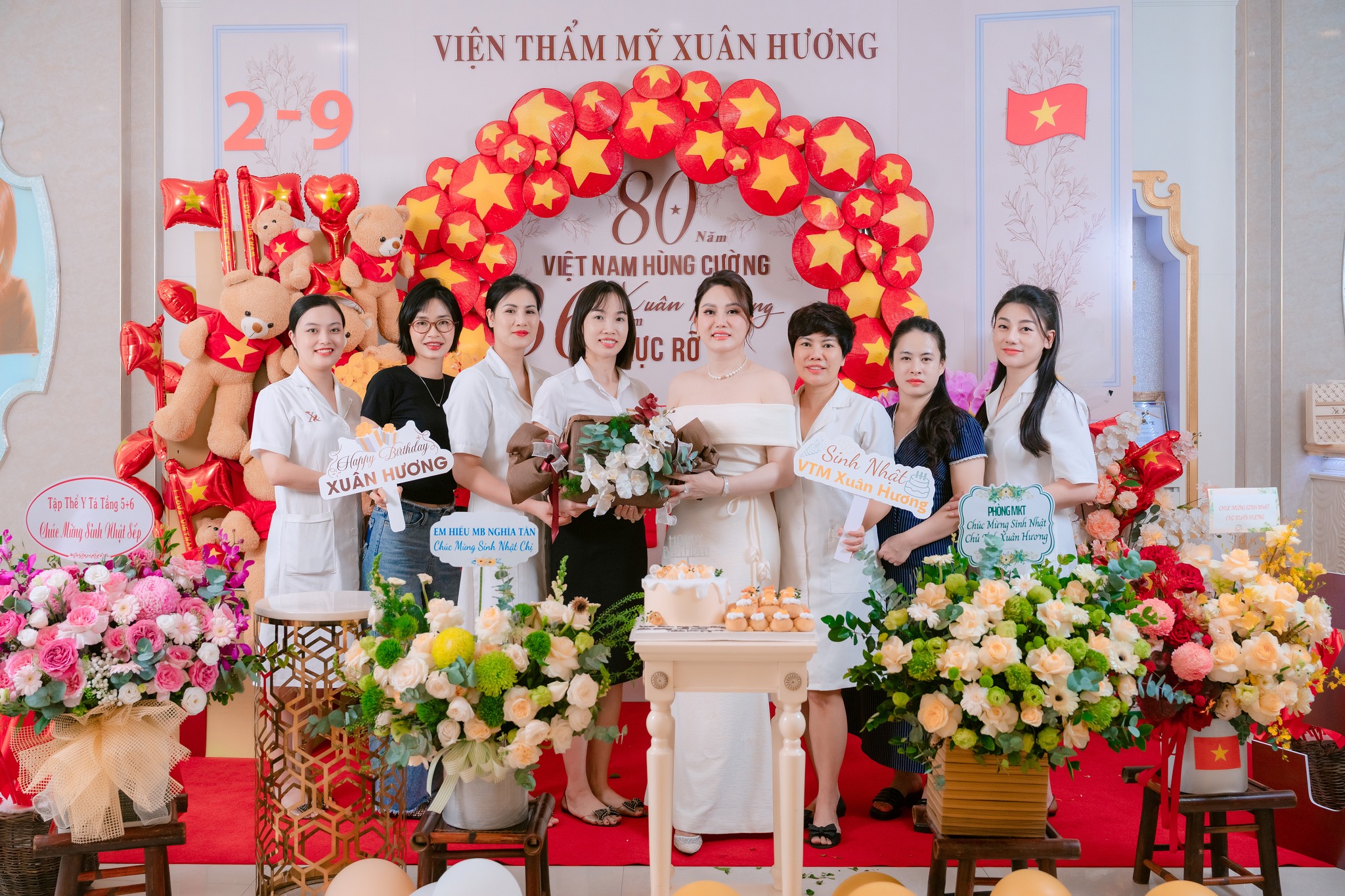 sinh nhật công ty và chủ tịch Xuân Hương tháng 09