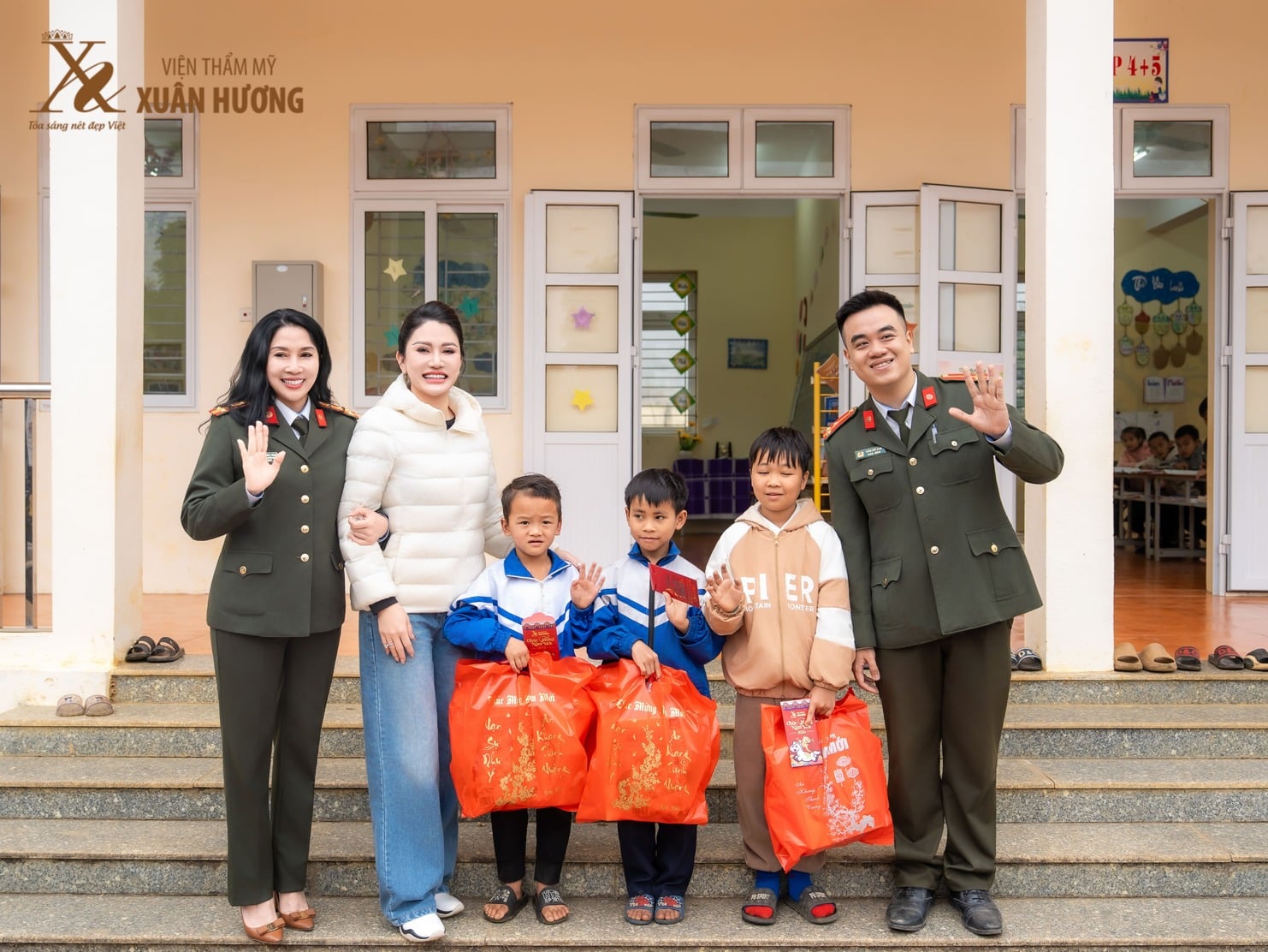 viện thẩm mỹ xuân hương trong chuyến thiện nguyện Đông Ấm Vùng Cao