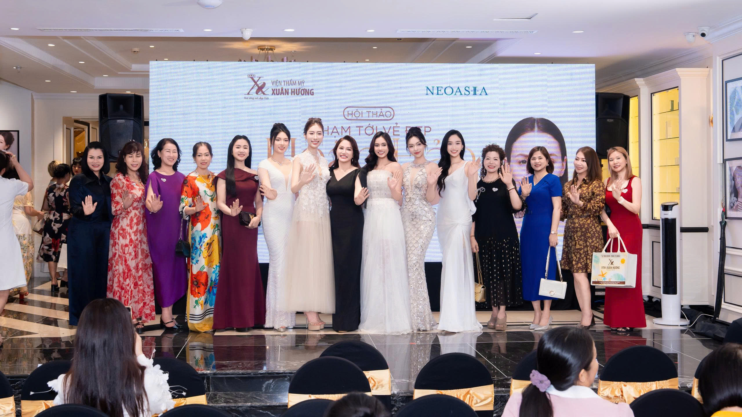 Chạm Tới Vẻ Đẹp Hoàn Hảo – Perfect Beauty