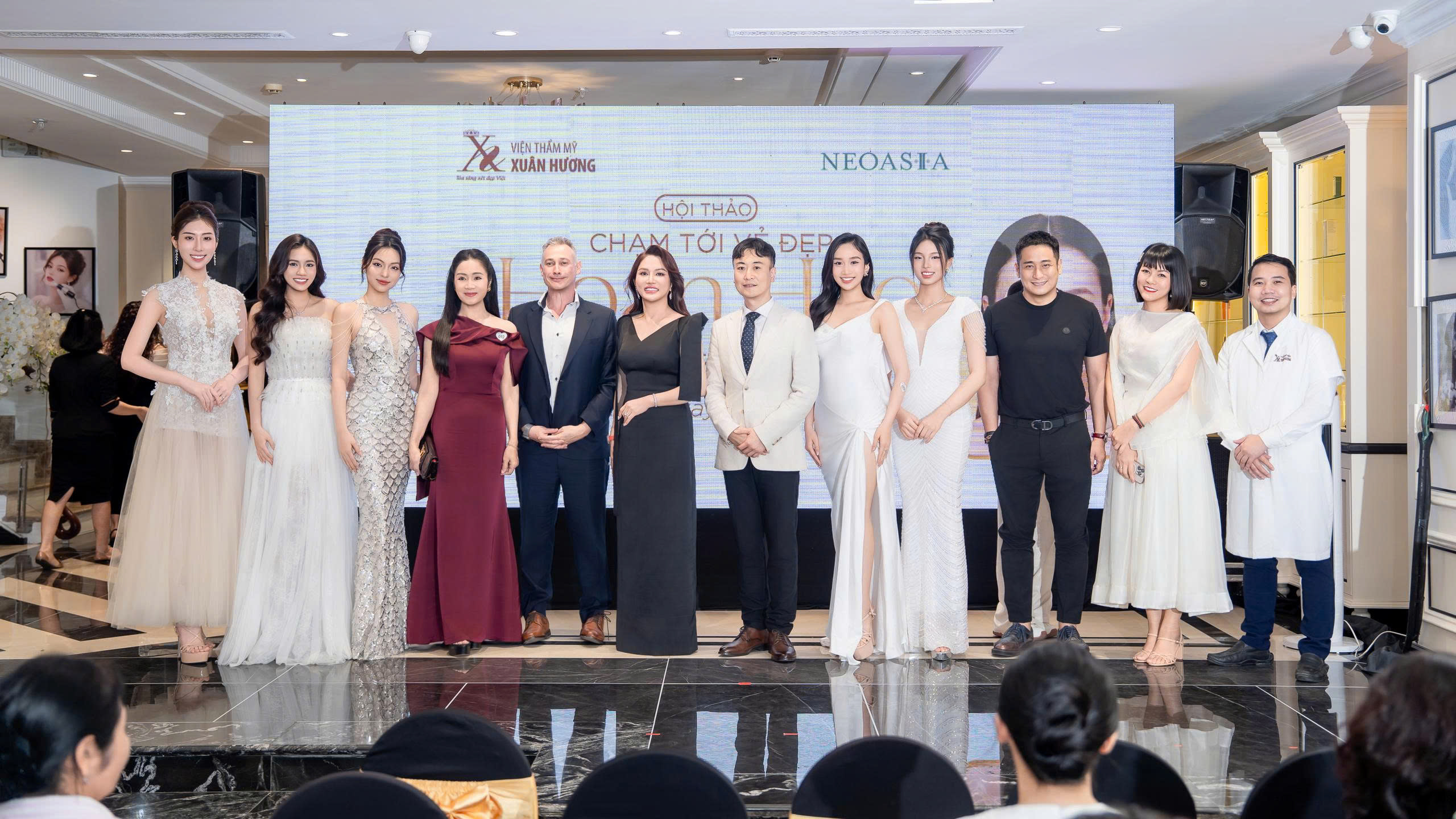 Chạm Tới Vẻ Đẹp Hoàn Hảo – Perfect Beauty