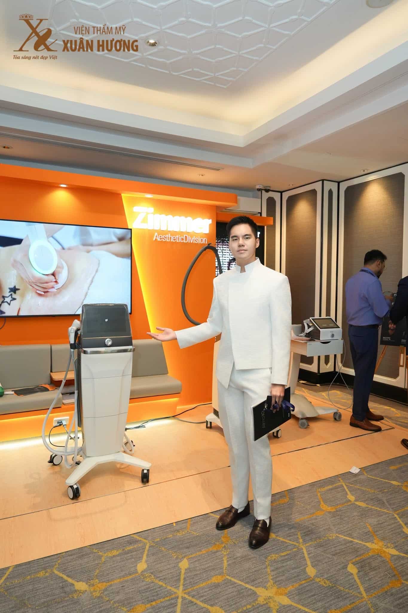chủ tịch Xuân Hương tham gia hội nghị làm đẹp tại Thái Lan